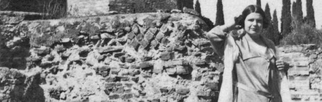 Marguerite Yourcenar in the ruins of Hadrian’s Villa in 1924.